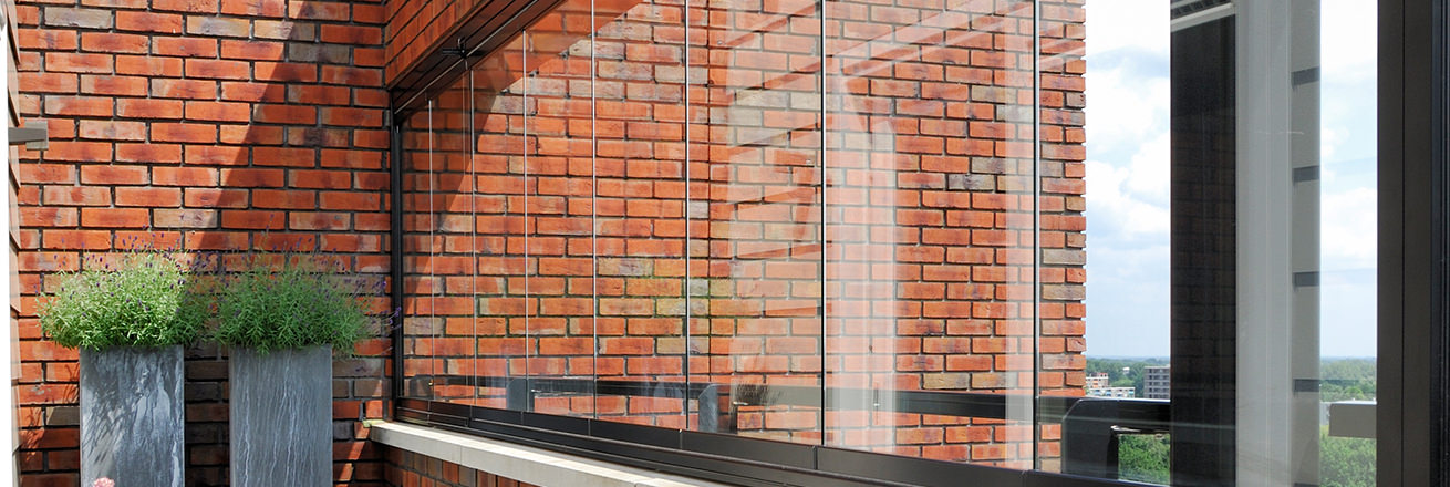 Balustrade-glas-slide-001 balkon afscherming van glas